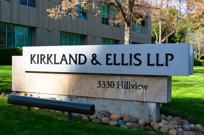 How to Thrive in the High-Powered World of Kirkland & Ellis How to Thrive in the High-Powered World of Kirkland & Ellis