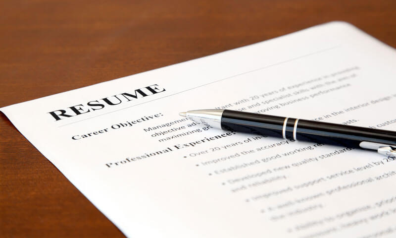 How Attorneys and Law Students Should Write a Legal Resume: Resume Examples, Suggestions and Resources How Attorneys and Law Students Should Write a Legal Resume: Resume Examples, Suggestions and Resources