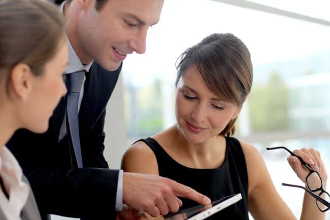 Issues Faced Between Clients and Their Lawyers Issues Faced Between Clients and Their Lawyers
