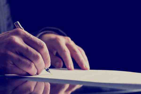 New Lawyer Wonders About Effects of Contract Work on His Resume New Lawyer Wonders About Effects of Contract Work on His Resume