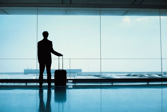 Why Lateral Attorneys Leave and What You Can Do About It Why Lateral Attorneys Leave and What You Can Do About It