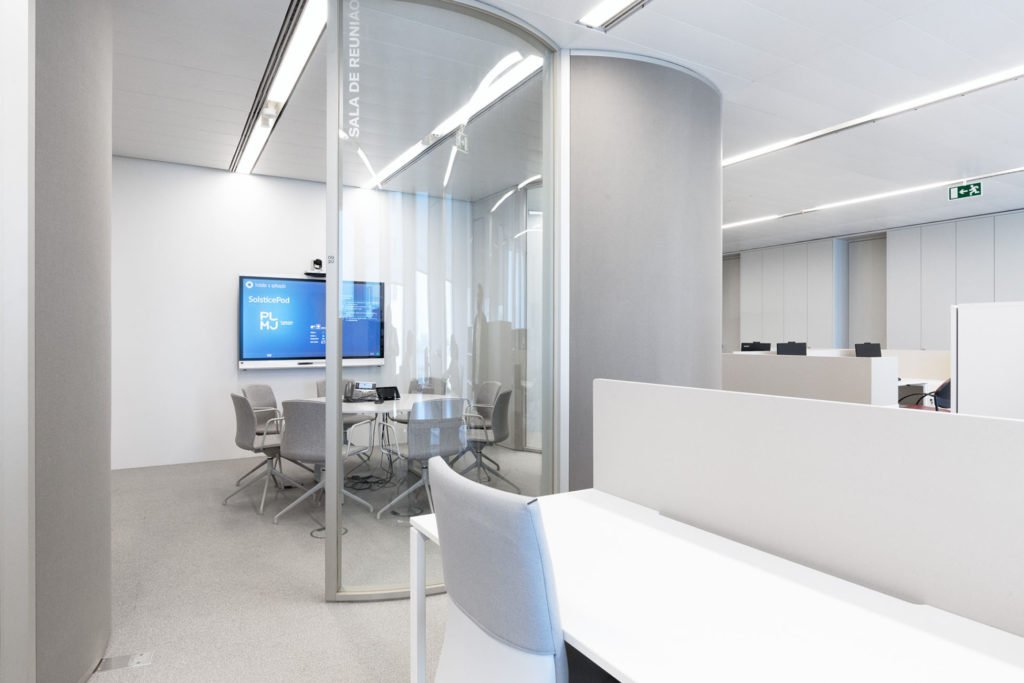 Simmons & Simmons LLP Lisbon, Portugal Office