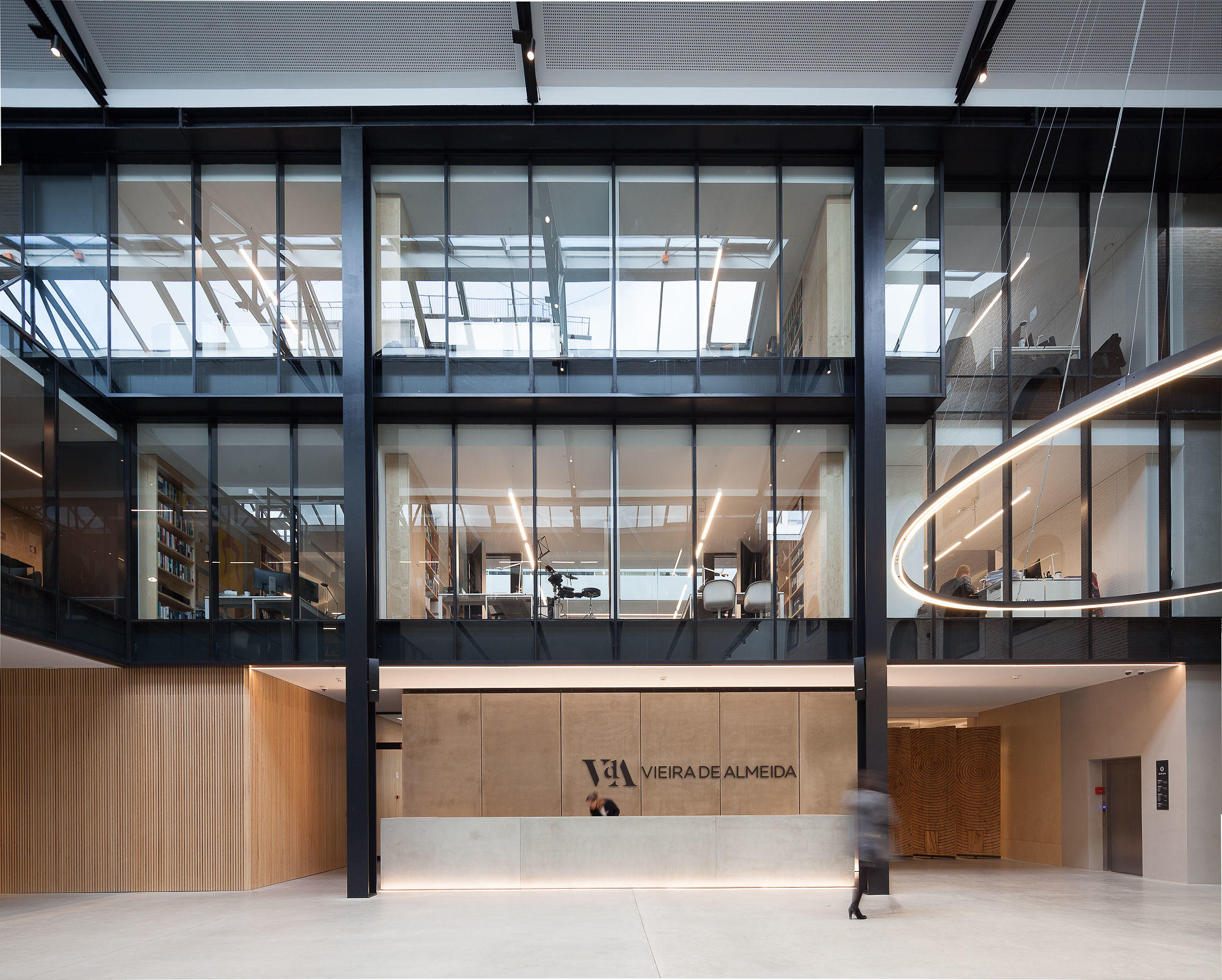 Vieira de Almeida & Associados Lisboa, Portugal Office