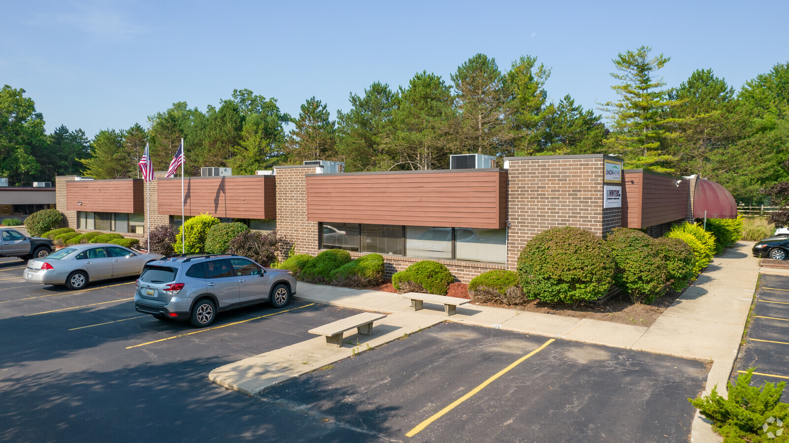 Smith & Johnson Lansing, MI Office