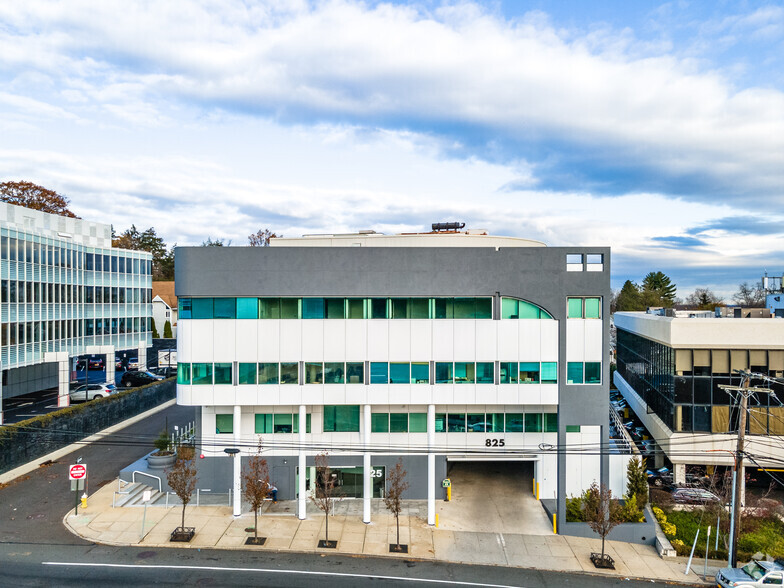 Lyons & Flood, LLP Great Neck, NY Office