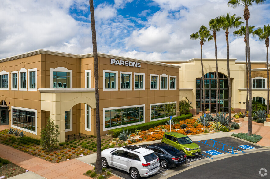 Horwitz + Armstrong Lake Forest,  Office