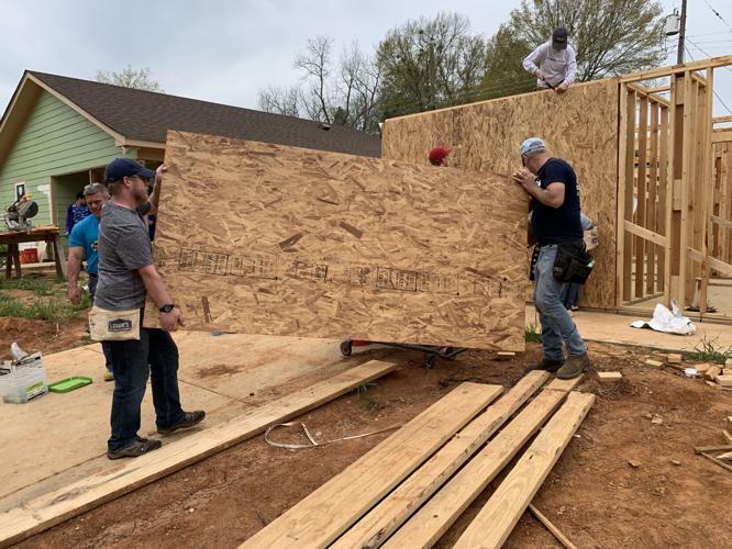 McKool Smith Marshall, TX Office