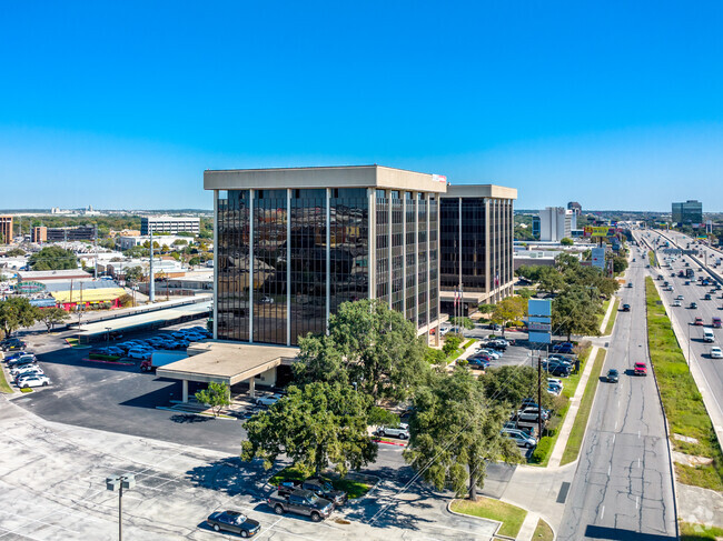 Brodeur Law Firm, LLC Oak Brook, IL Office