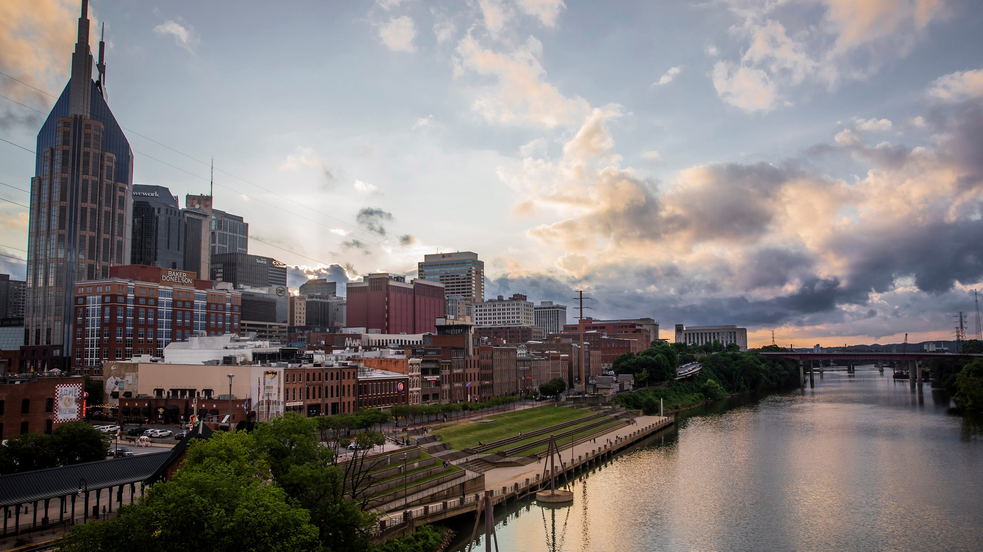 Baker, Donelson, Bearman, Caldwell & Berkowitz PC Nashville, TN Office