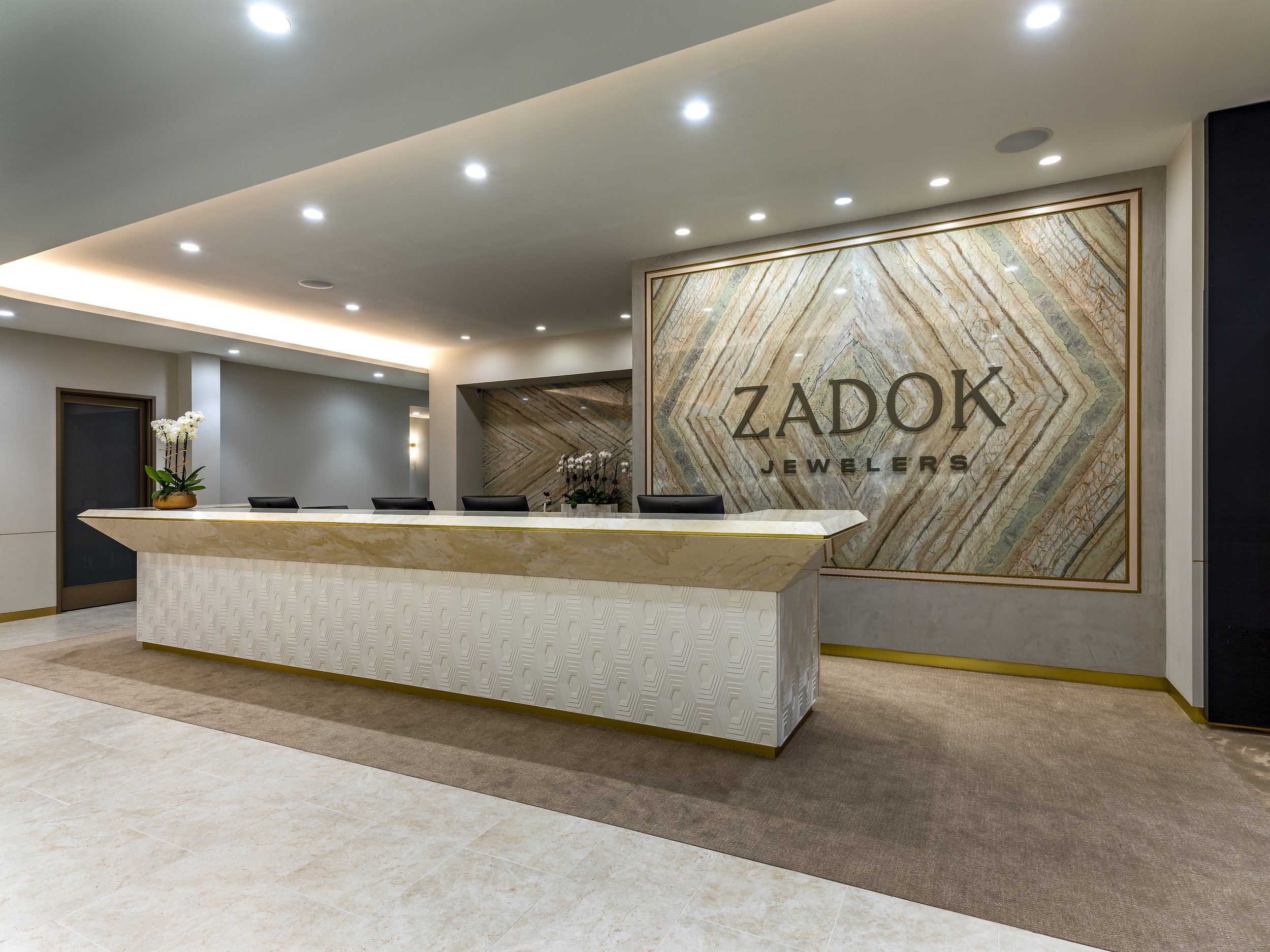 Abogado Aly Houston,  Office