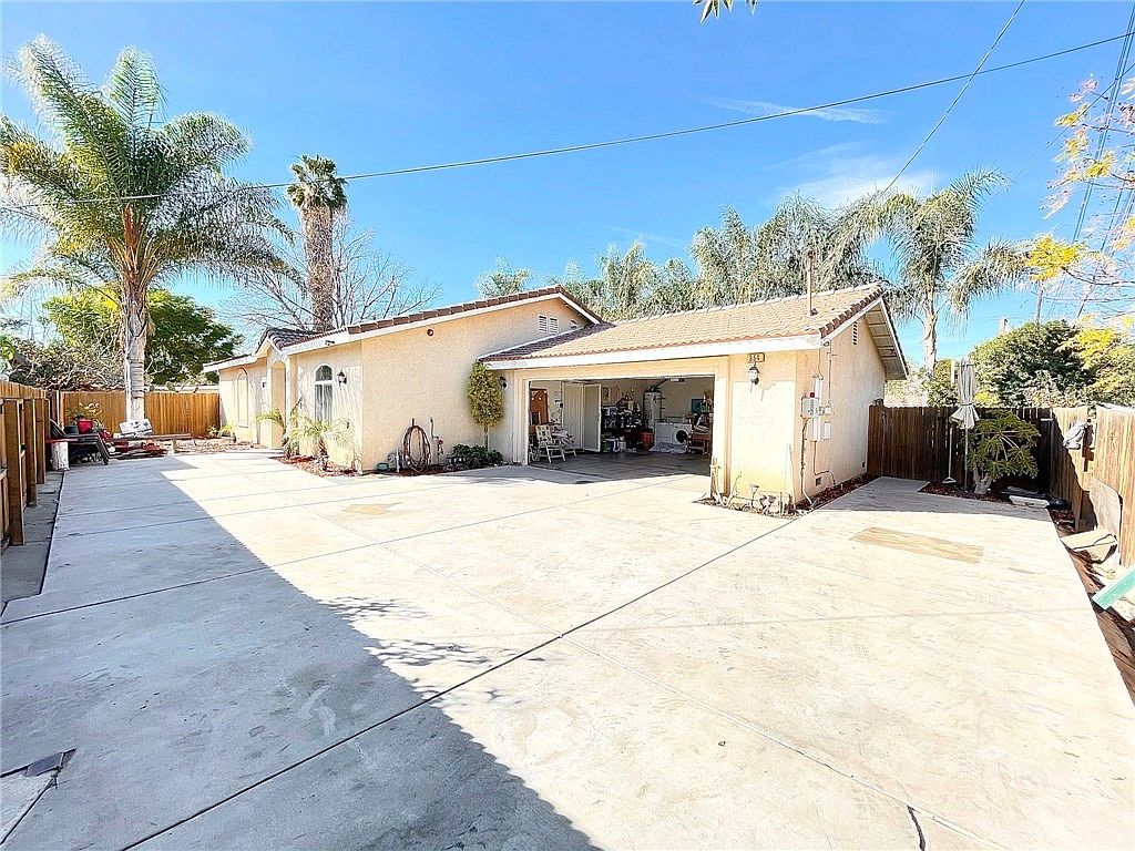 Gomez & Associates La Puente, CA Office