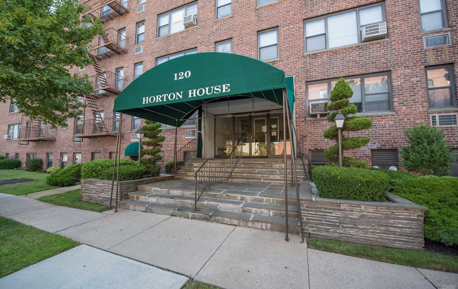 Diamond Law Group Mineola, NY Office