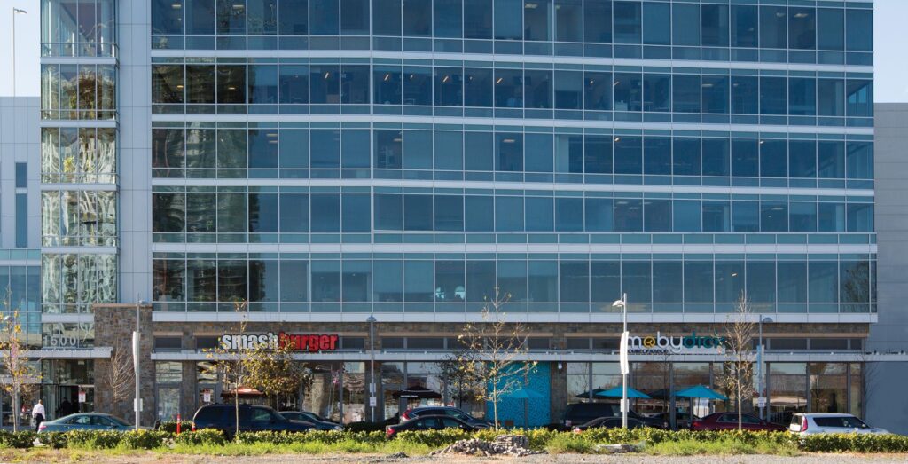 Fox & Moghul Vienna,  Office