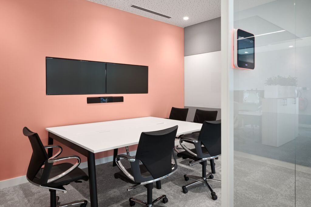 Simmons & Simmons LLP Dubai, United Arab Emirates Office