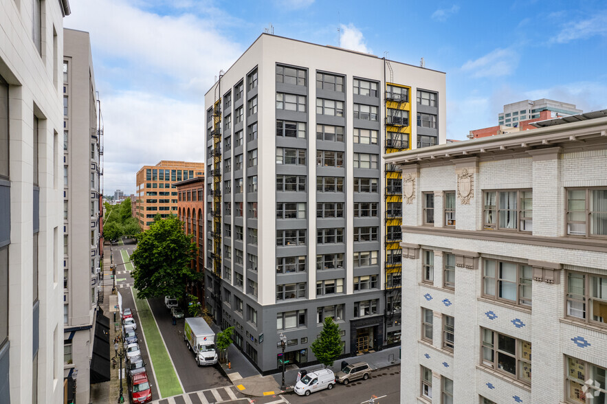 Cosgrave Vergeer Kester LLP Portland, OR Office