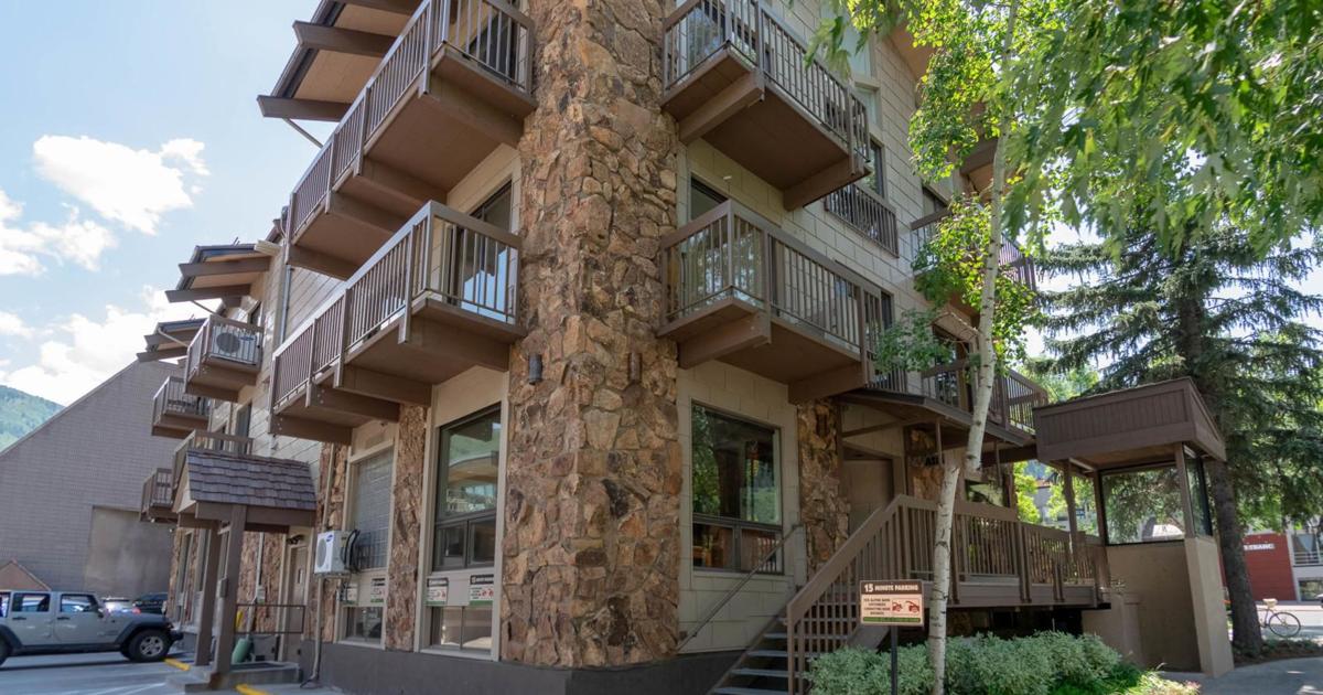 Praxidice PC Aspen,  Office