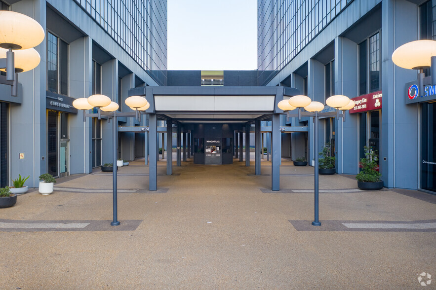 Stockwell, Harris, Woolverton & Helphrey Los Angeles, CA Office