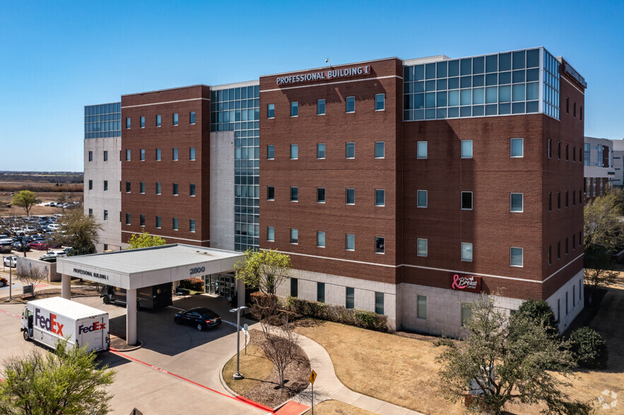 Crocker Russell & Associates Mansfield,  Office