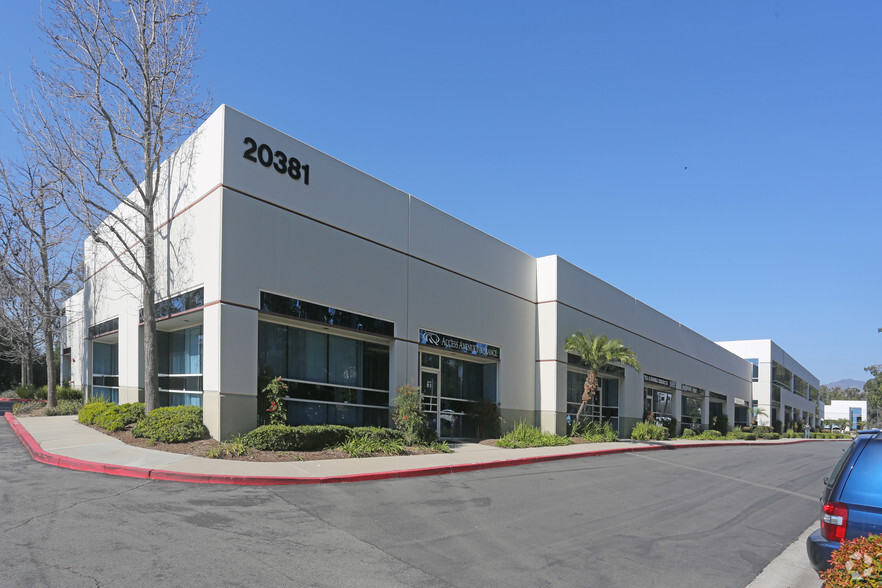 Horwitz + Armstrong Lake Forest,  Office