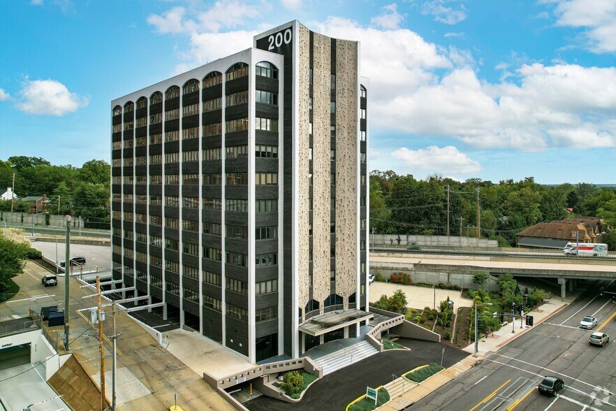 Kanner & Pintaluga Clayton, MO Office