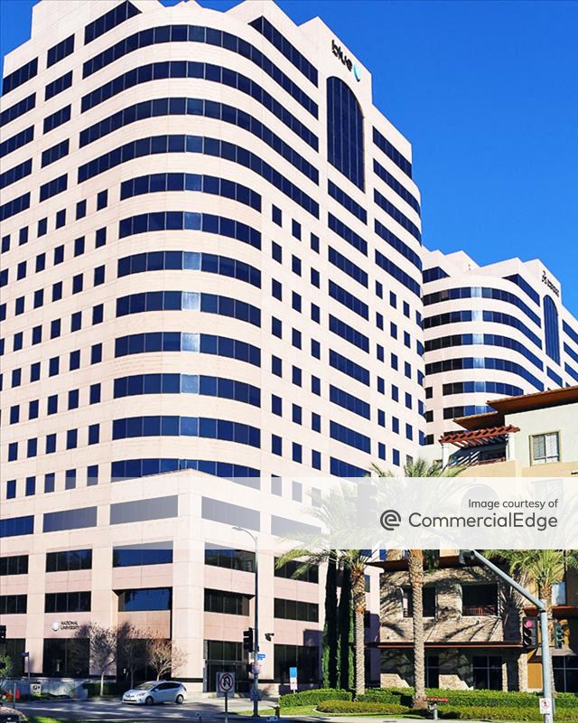 Santiago & Jones Woodland Hills,  Office