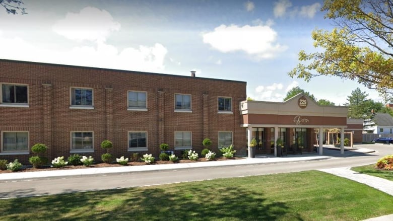 Mathews, Dinsdale & Clark LLP Sarnia, Canada Office
