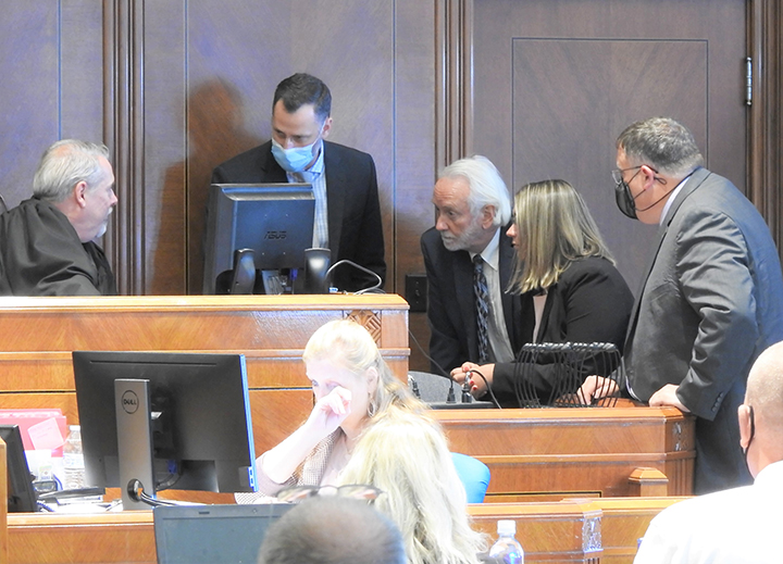 White and Wojda Alpena,  Office