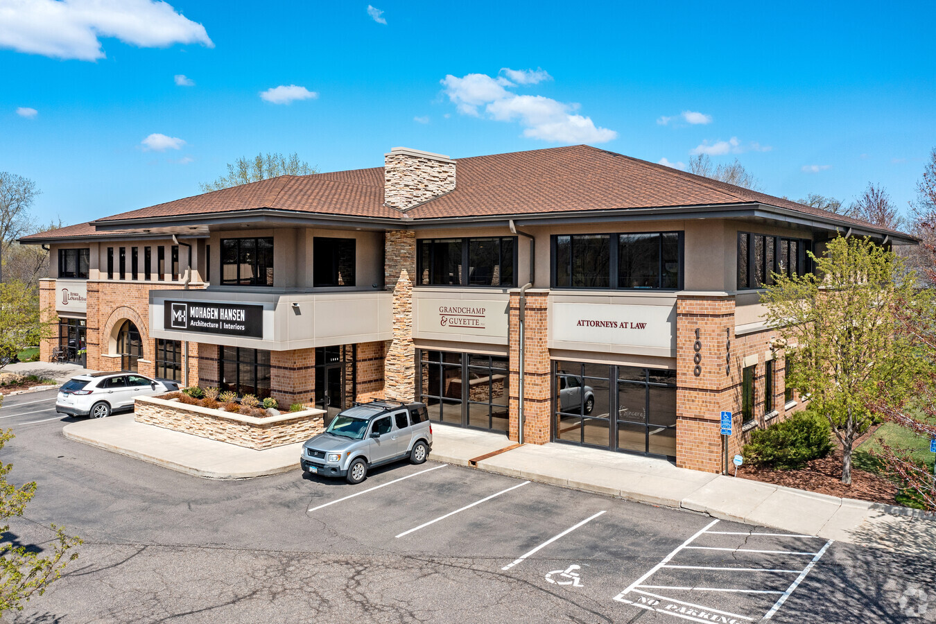 Grandchamp & Guyette, PLLC Wayzata, MN Office