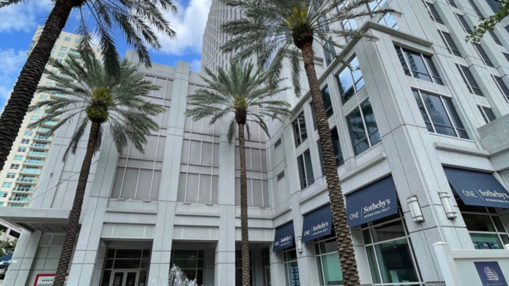 Clayton Trial Lawyers Fort Lauderdale,  Office