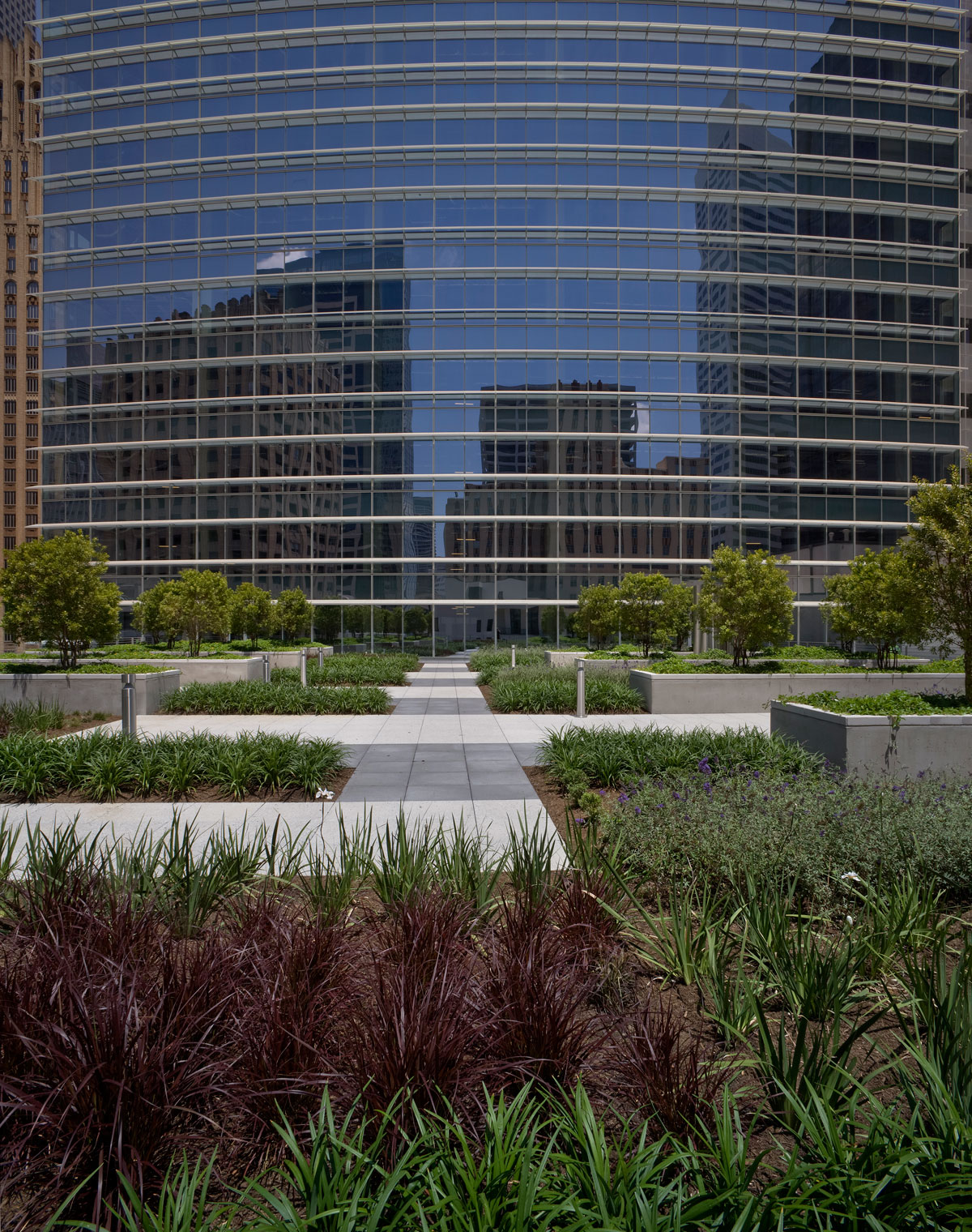 Latham & Watkins LLP Milan, Iran Office