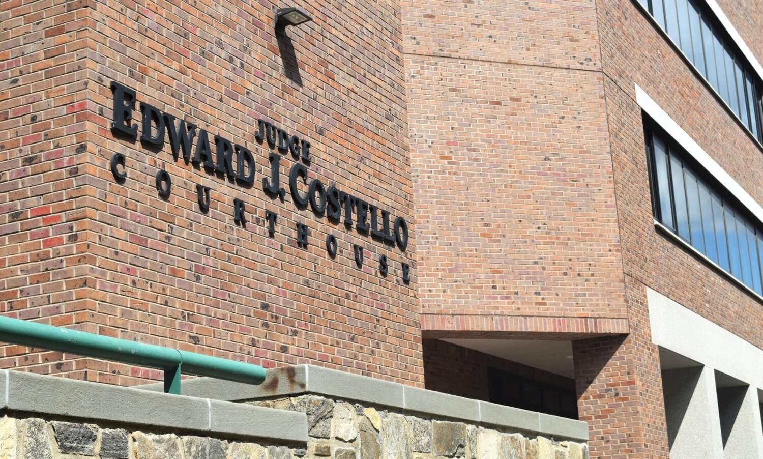 Montroll, Oettinger & Barquist P.C Burlington,  Office