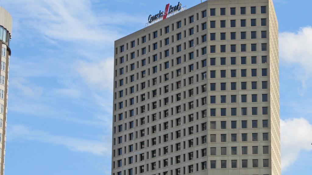 Quarles & Brady LLP Indianapolis, IN Office