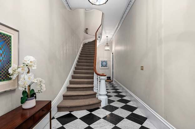 Murphy & King Boston,  Office