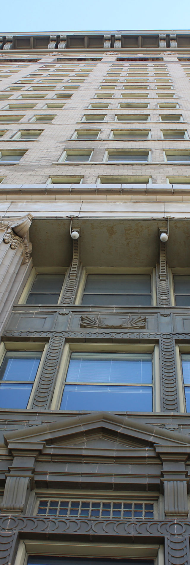 Gary R. Hillerich Louisville,  Office