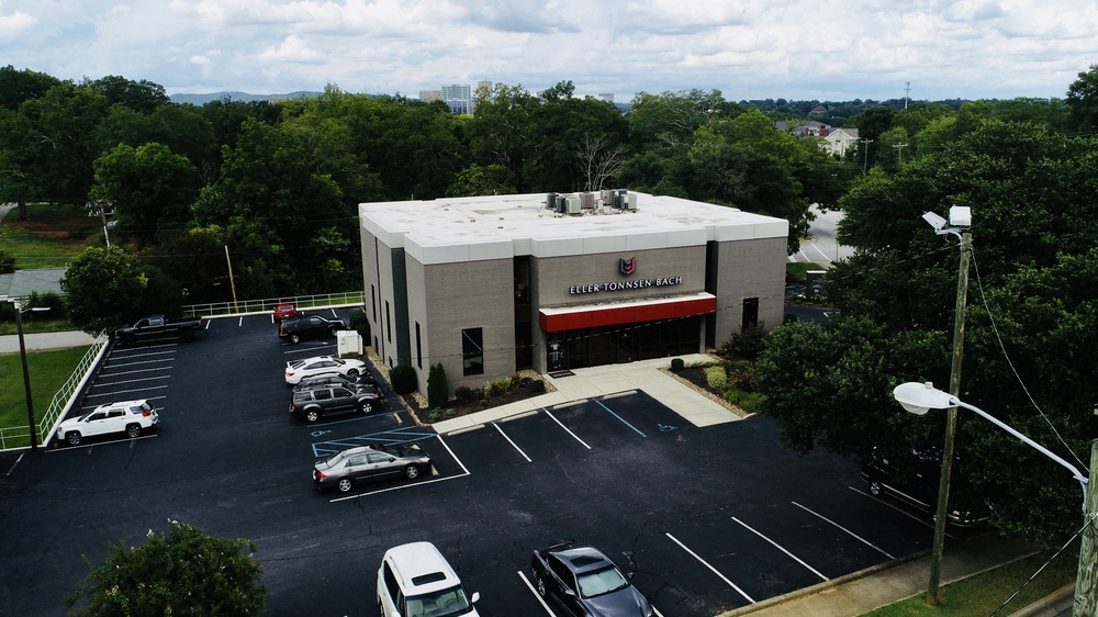 Eller Tonnsen Bach Greenville,  Office