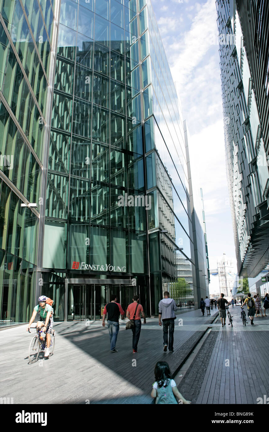 EY Law LLP London, United Kingdom Office