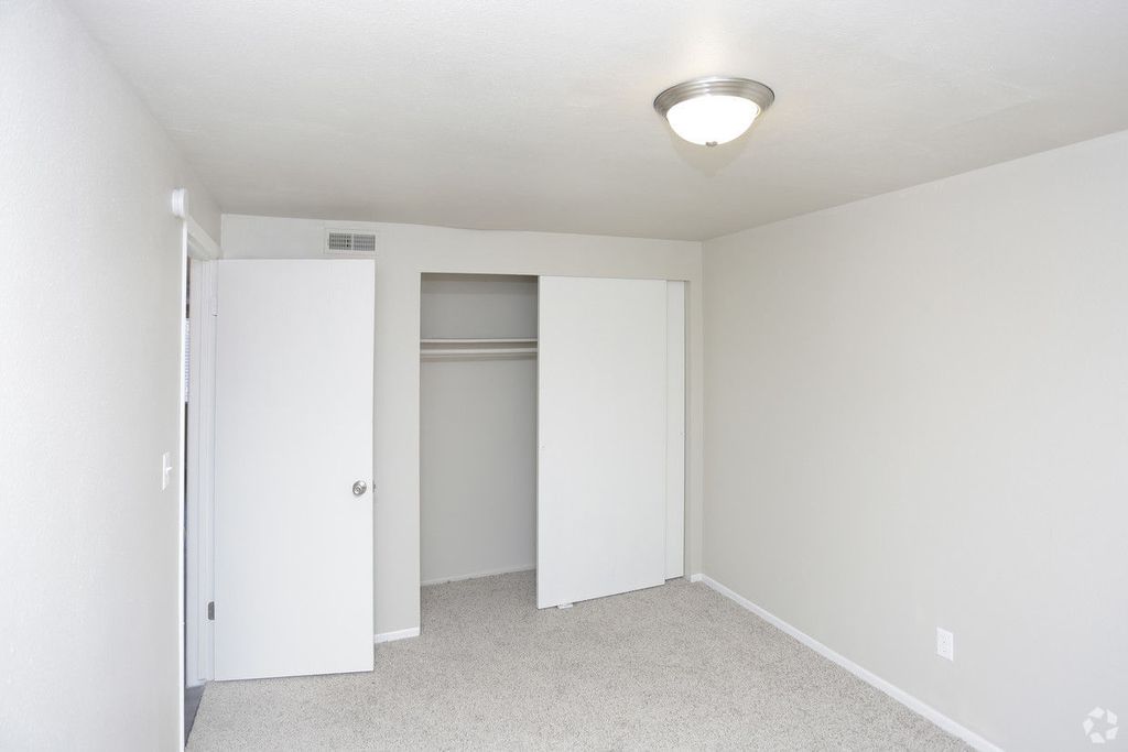 Contigo Law Midvale,  Office