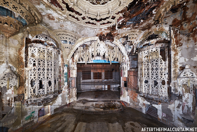 Howard & Howard Detroit, MI Office