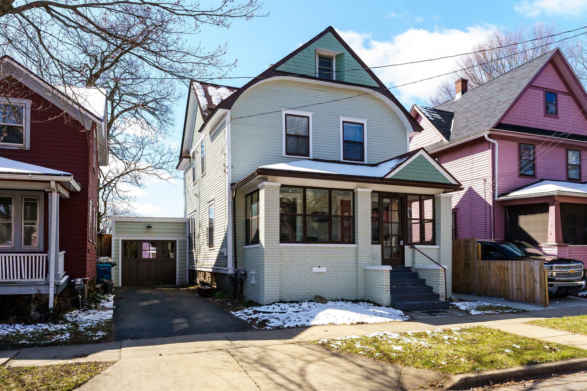 Howard & Howard Kalamazoo, MI Office