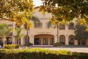 Pachowicz | Goldenring, APLC Ventura, CA Office