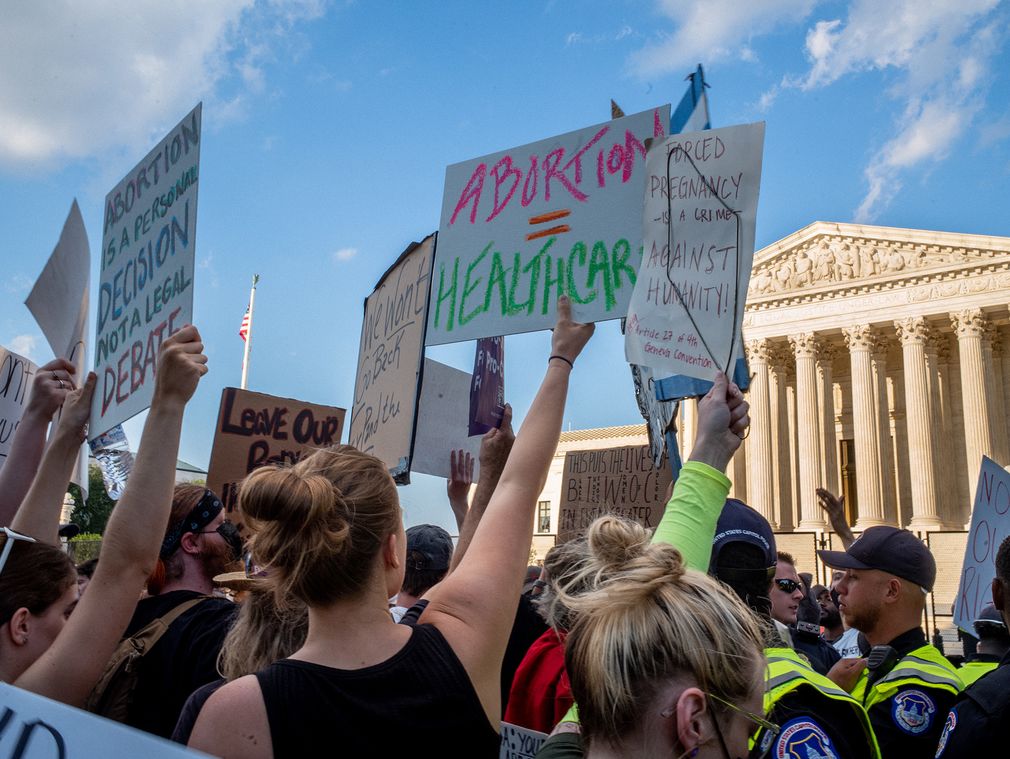 EY Law LLP Bratislava, Slovakia Office