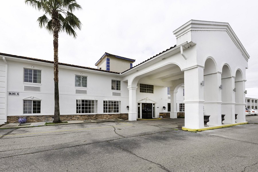 Preis PLC Lafayette,  Office