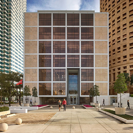 DLA Piper Tampa, FL Office