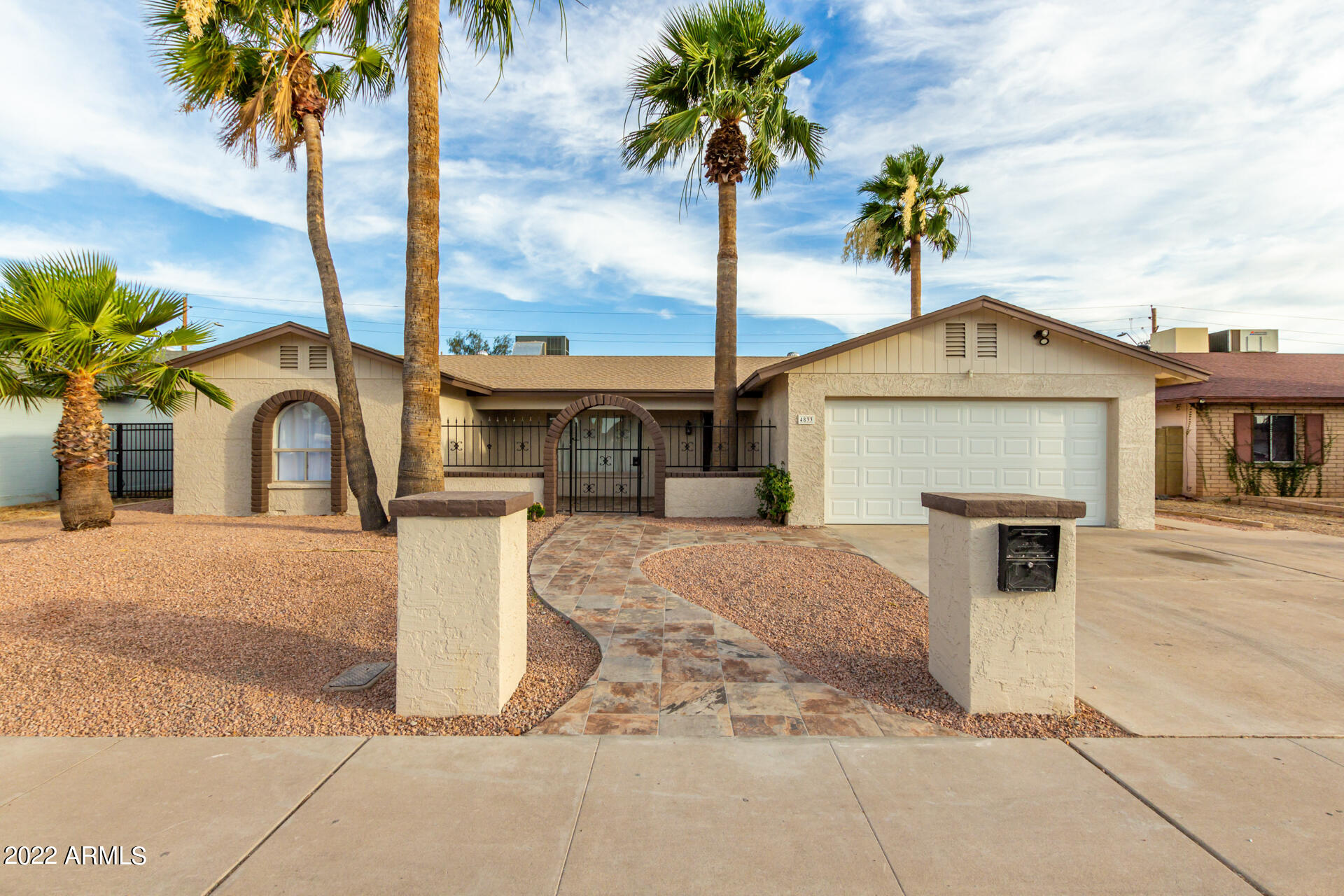 Becker & House Scottsdale, AZ Office