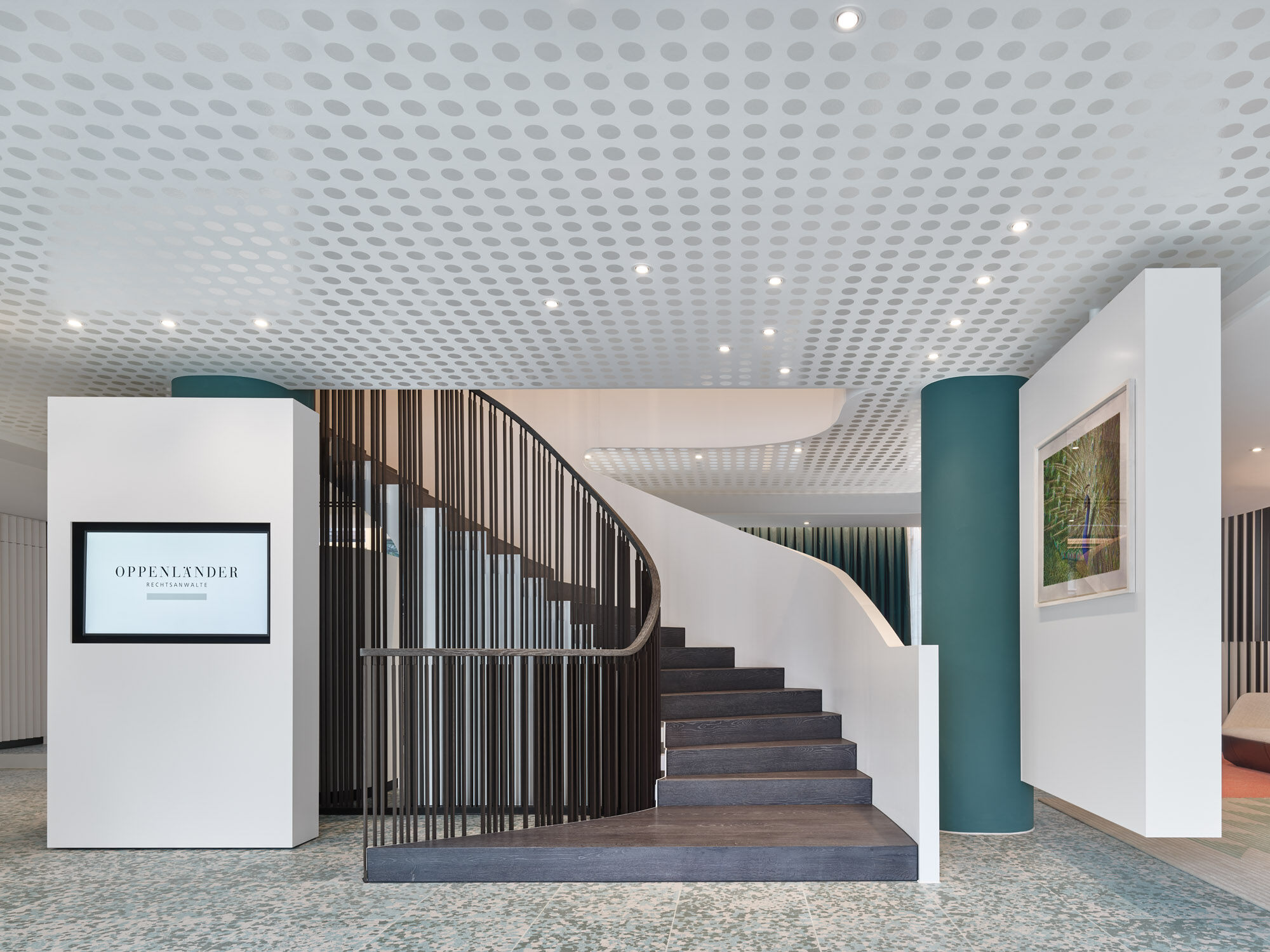 Oppenlnder Stuttgart, Germany Office