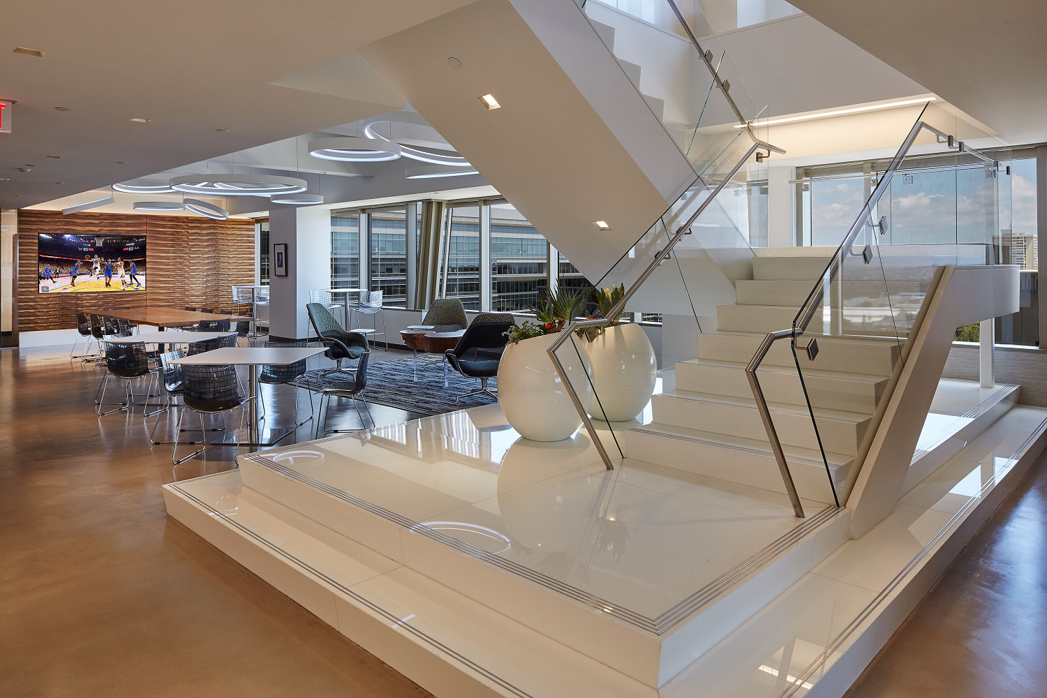 Hogan Lovells Irvine, CA Office