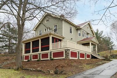 Sullivan & Associates, LLC Woburn,  Office