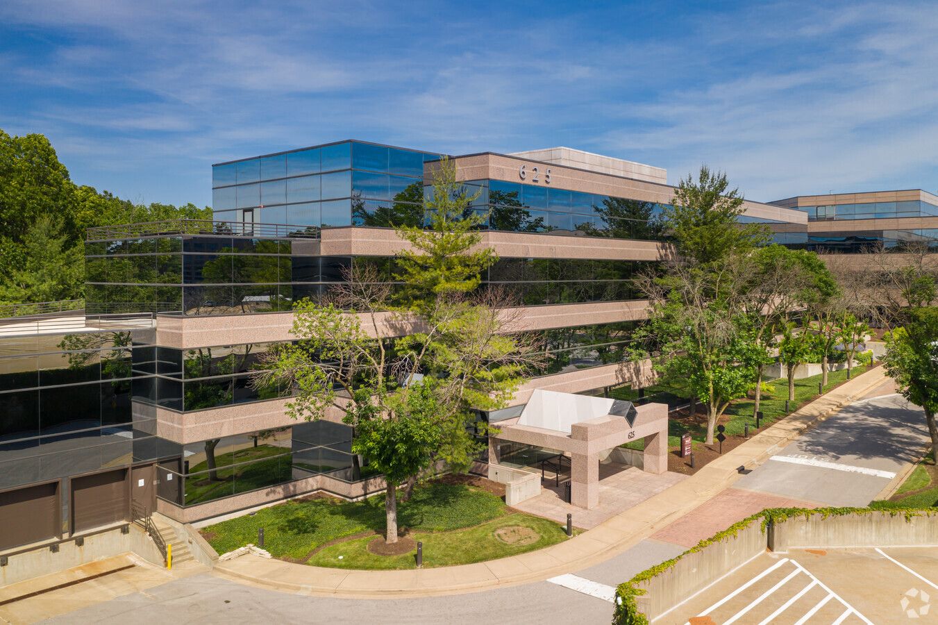 Dubail Judge St. Louis, United States Office