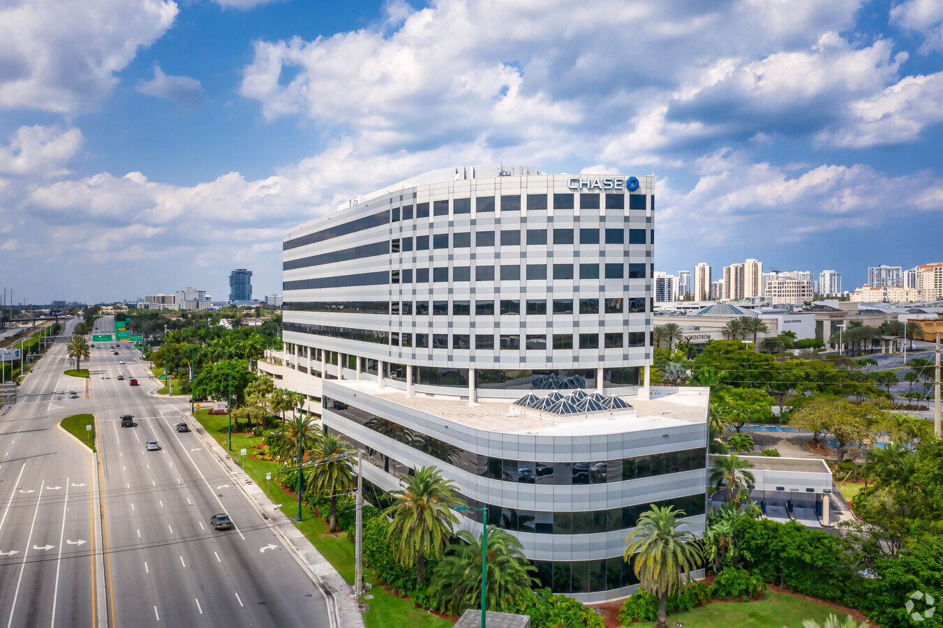Givner Law Group Aventura,  Office