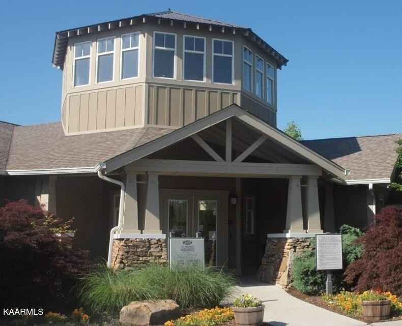 Howard & Howard Knoxville, TN Office